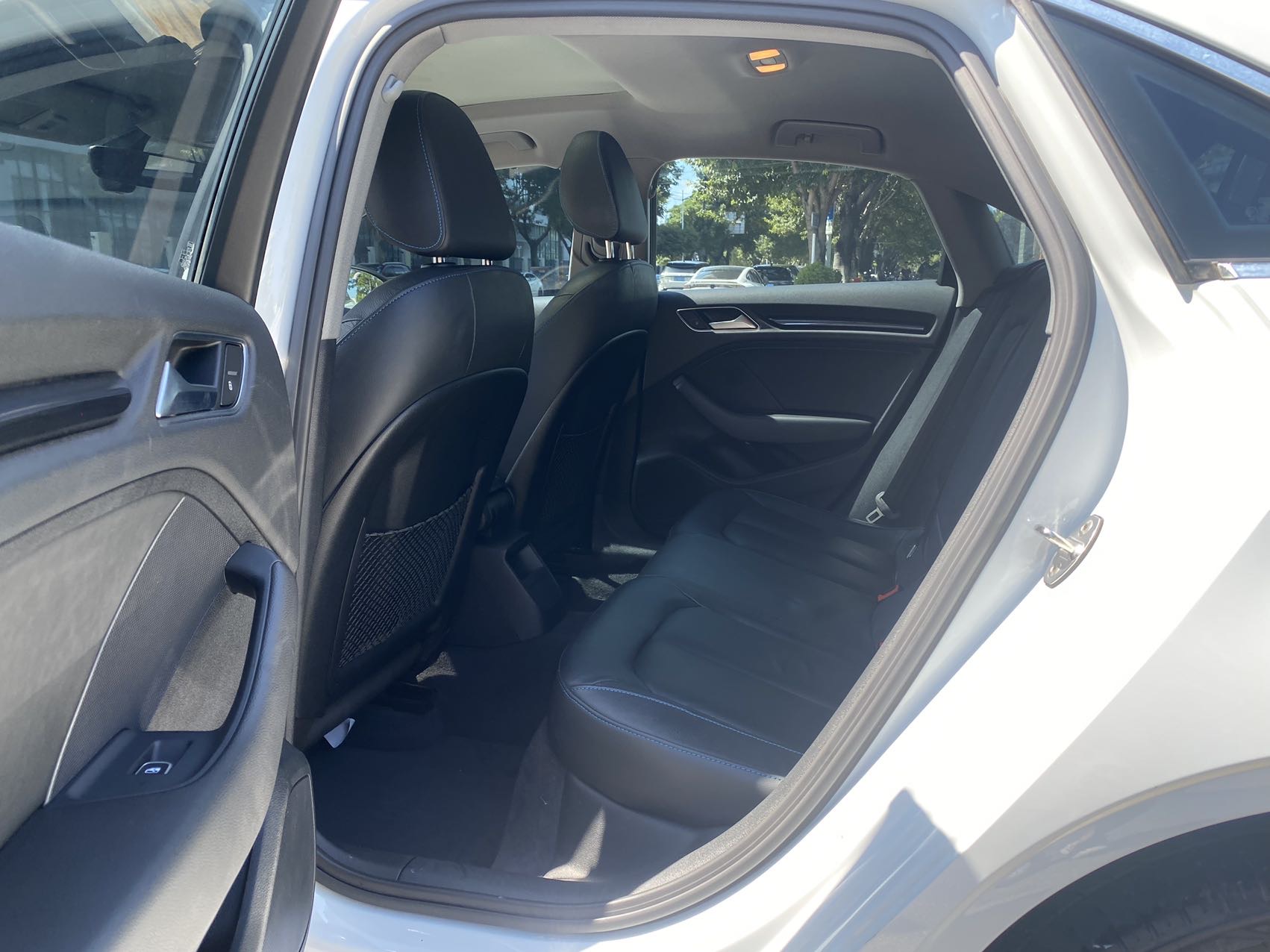 Audi A3 2019 car image #9