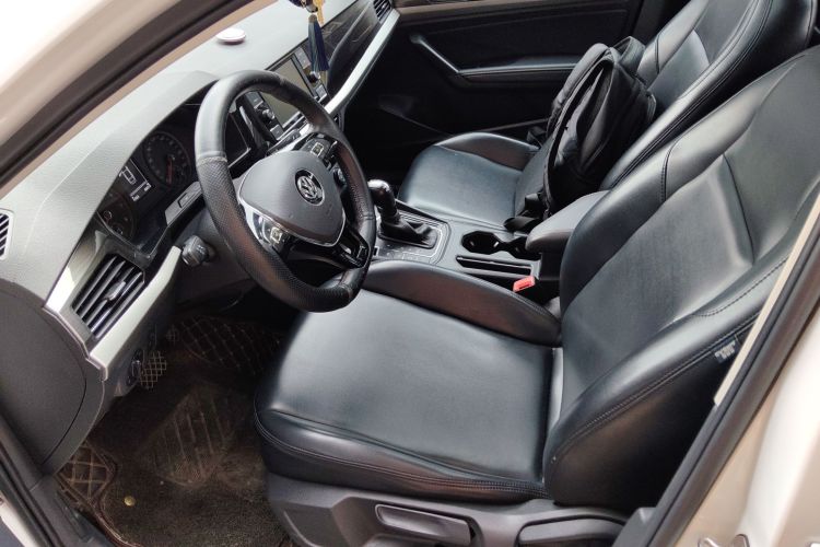 Volkswagen Lavida 2019 car image #15