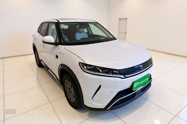 BYD YuanUP 2025 #4 BYD YuanUP 2025 car image #4