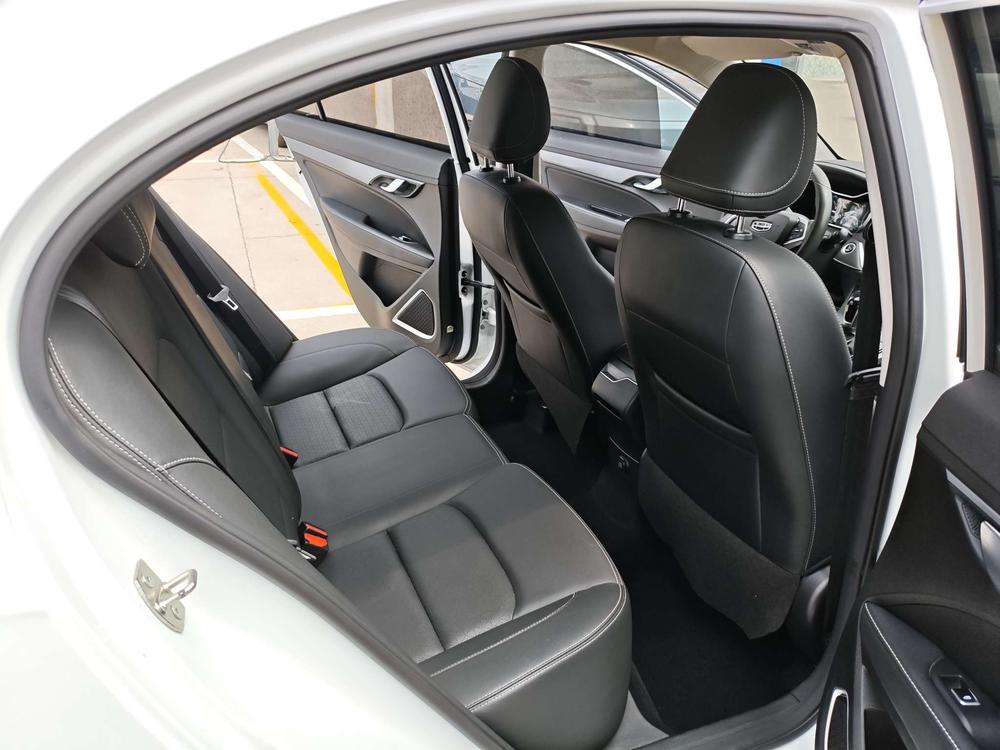 GEELY Emgrand 2021 #14 GEELY Emgrand 2021 car image #14