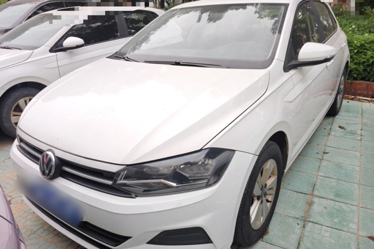 Volkswagen Polo 2023 car image #3