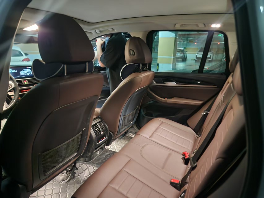 BMW X3 2018 car image #4