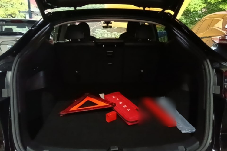 Tesla Model Y 2022 #19 Tesla Model Y 2022 car image #19