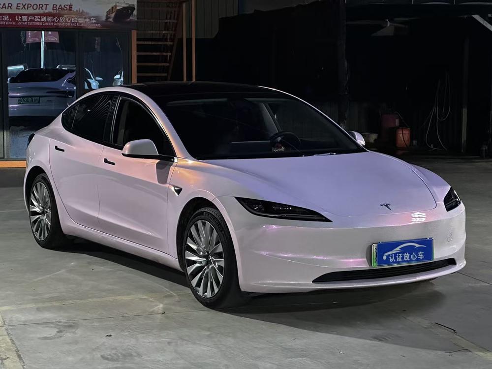 Tesla Model 3 2024 صورة سيارة #3