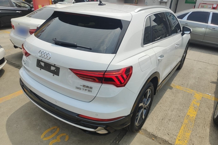 Audi Q3 2024 #5 Audi Q3 2024 car image #5