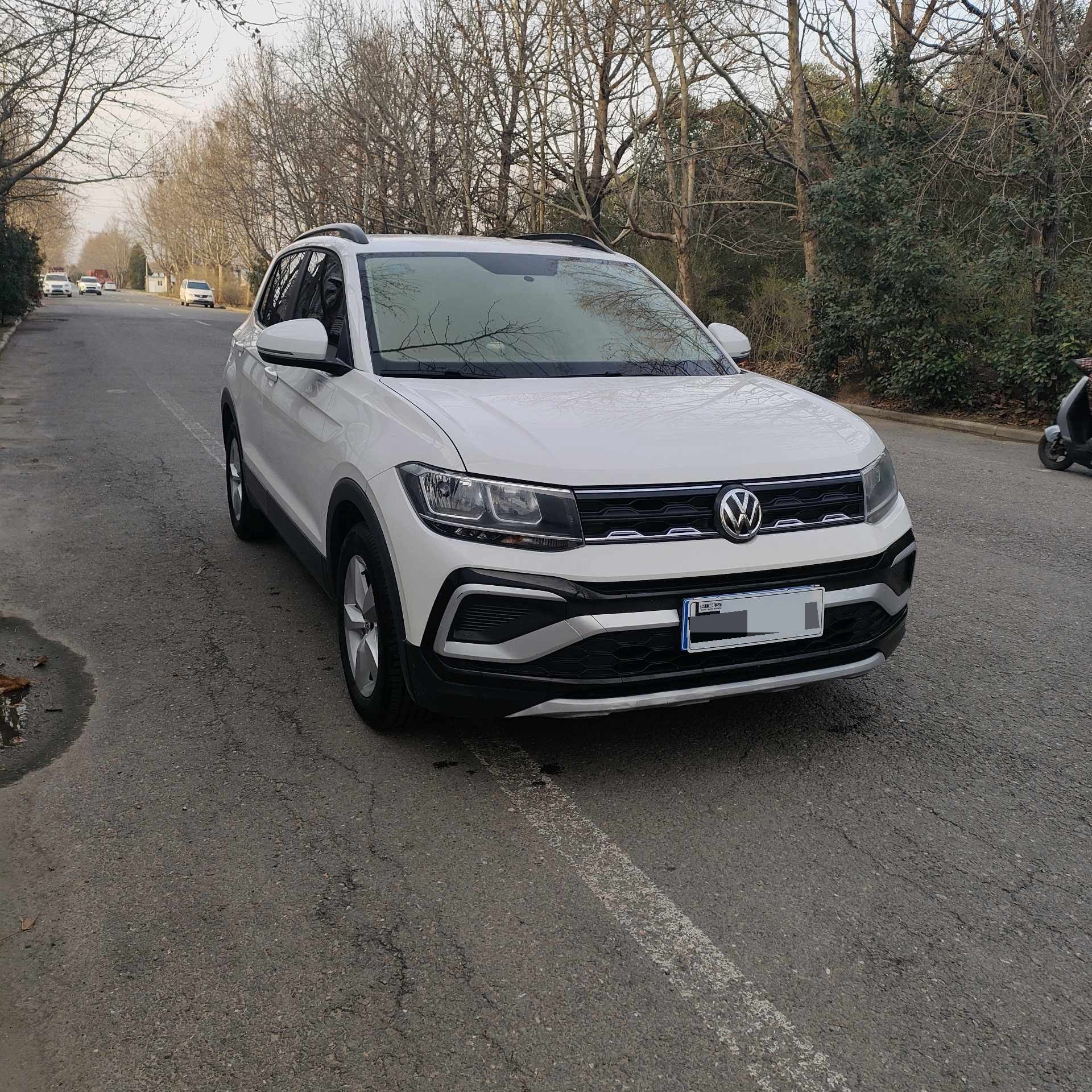 Volkswagen T-Cross 2020 immagine di auto #2