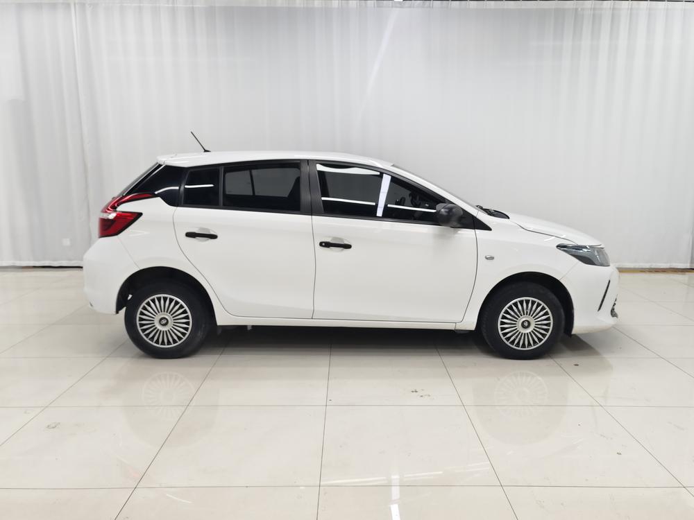 Toyota Vios FS 2017 #8 Toyota Vios FS 2017 car image #8