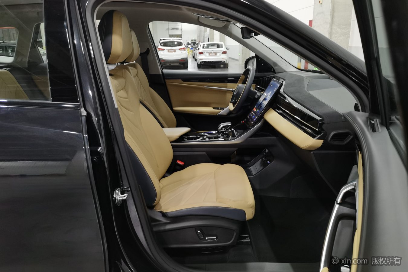 GEELY Boyue L 2023 #24 GEELY Boyue L 2023 صورة سيارة #24