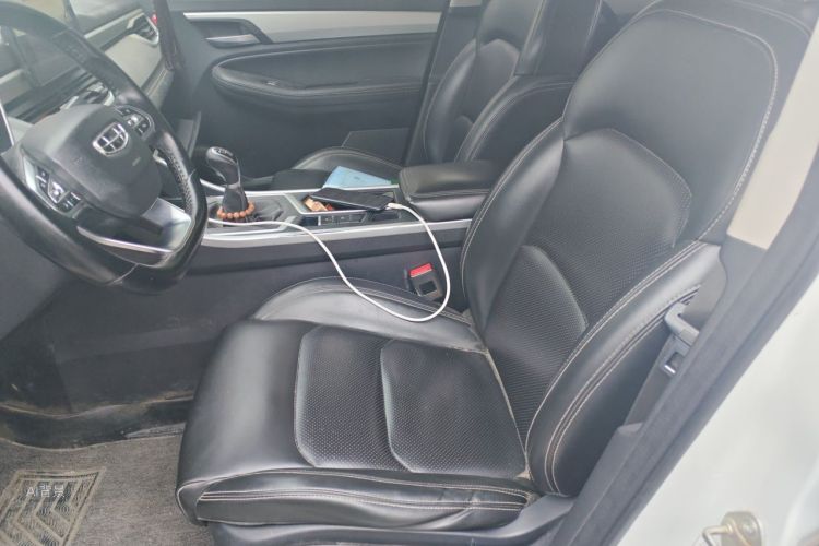 GEELY Vision X6 2020 car image #17