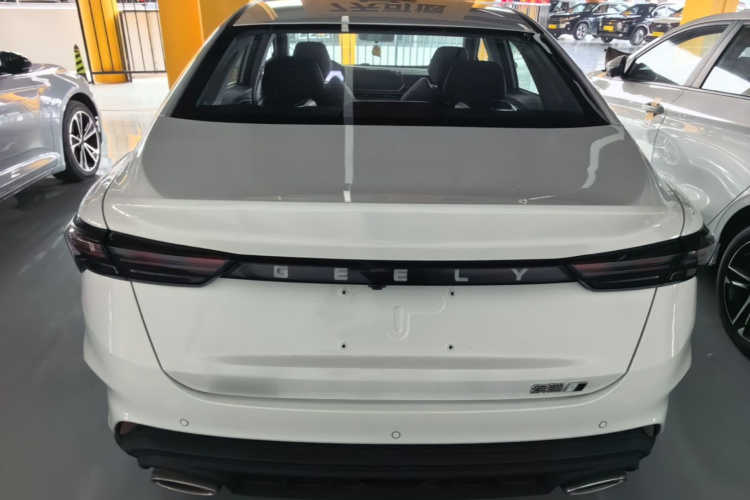 GEELY Binray 2026 #6 GEELY Binray 2026 car image #6