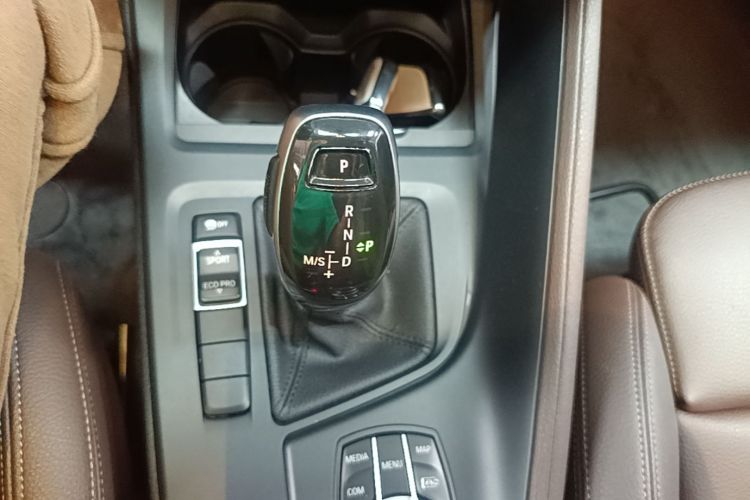 BMW X1 2022 car image #14