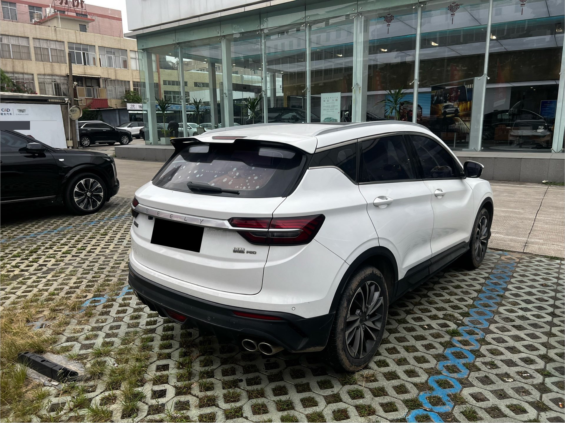 GEELY Coolray 2021 صورة سيارة #2