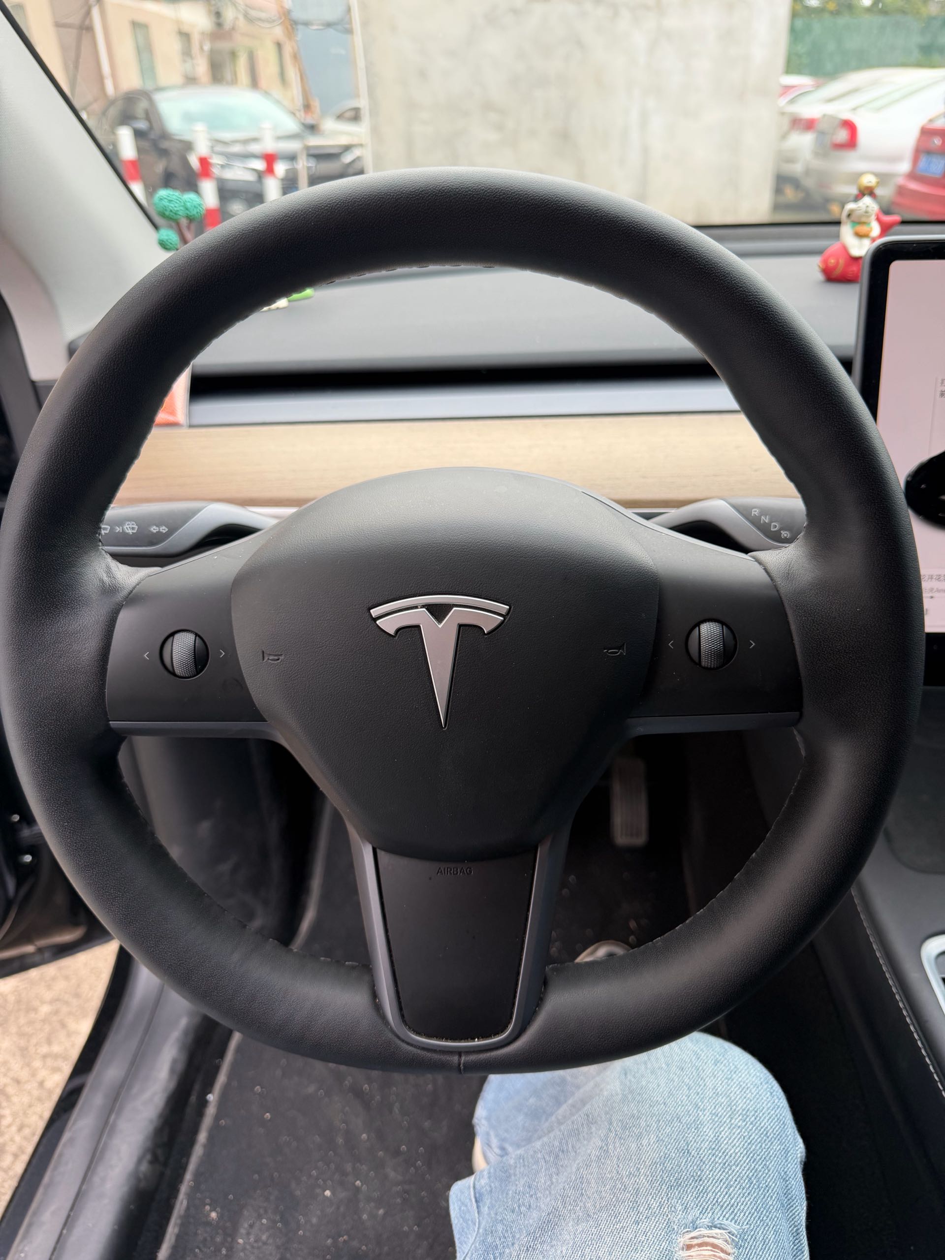 Tesla Model Y 2021 #10 Tesla Model Y 2021 car image #10