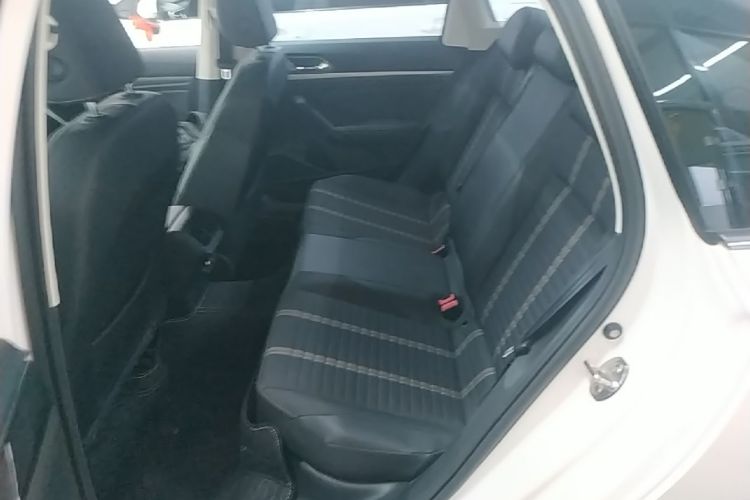 Volkswagen Lavida 2022 car image #17