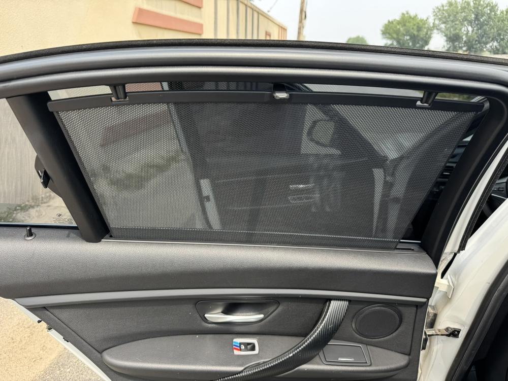 BMW 3 Series 2015 immagine di auto #12
