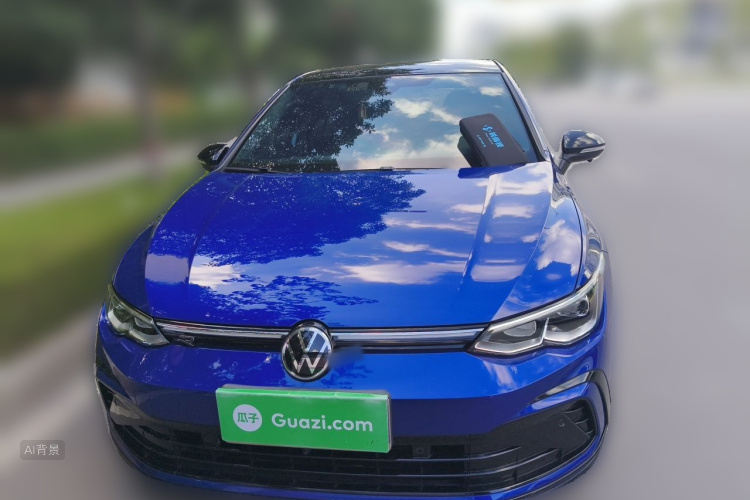 Volkswagen Golf 2022 car image #3