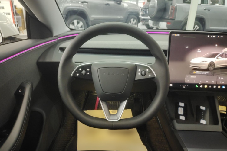 Tesla Model 3 2025 #11 Tesla Model 3 2025 car image #11