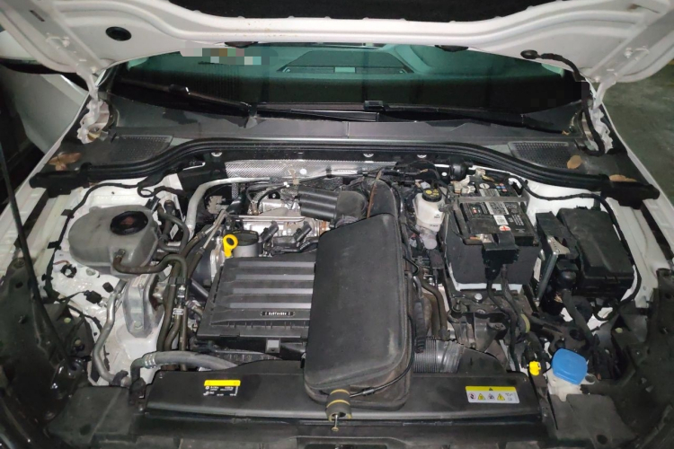 Volkswagen Golf 2022 car image #18