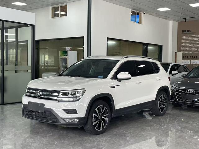 Volkswagen Tharu 2022 car image #18