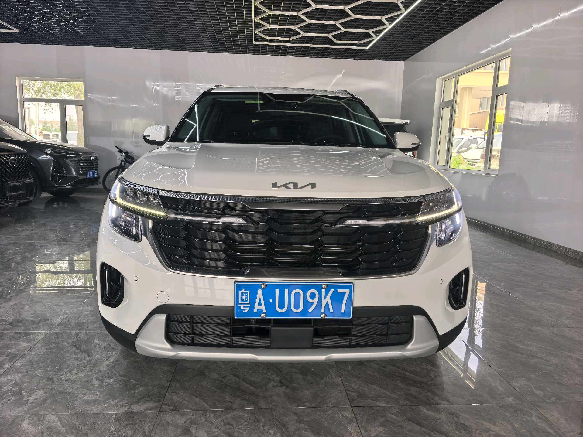 Kia Seltos 2023 #2 Kia Seltos 2023 image de voiture #2