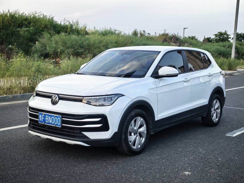 Volkswagen Tharu 2024 car image 