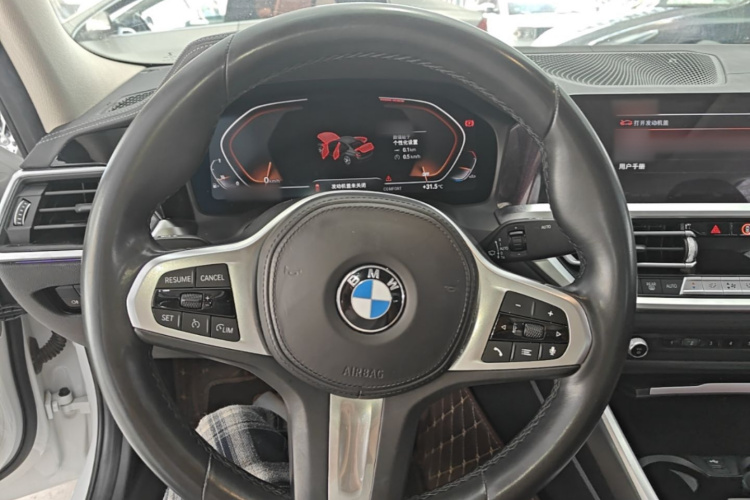 BMW 3 Series 2021 car image #11
