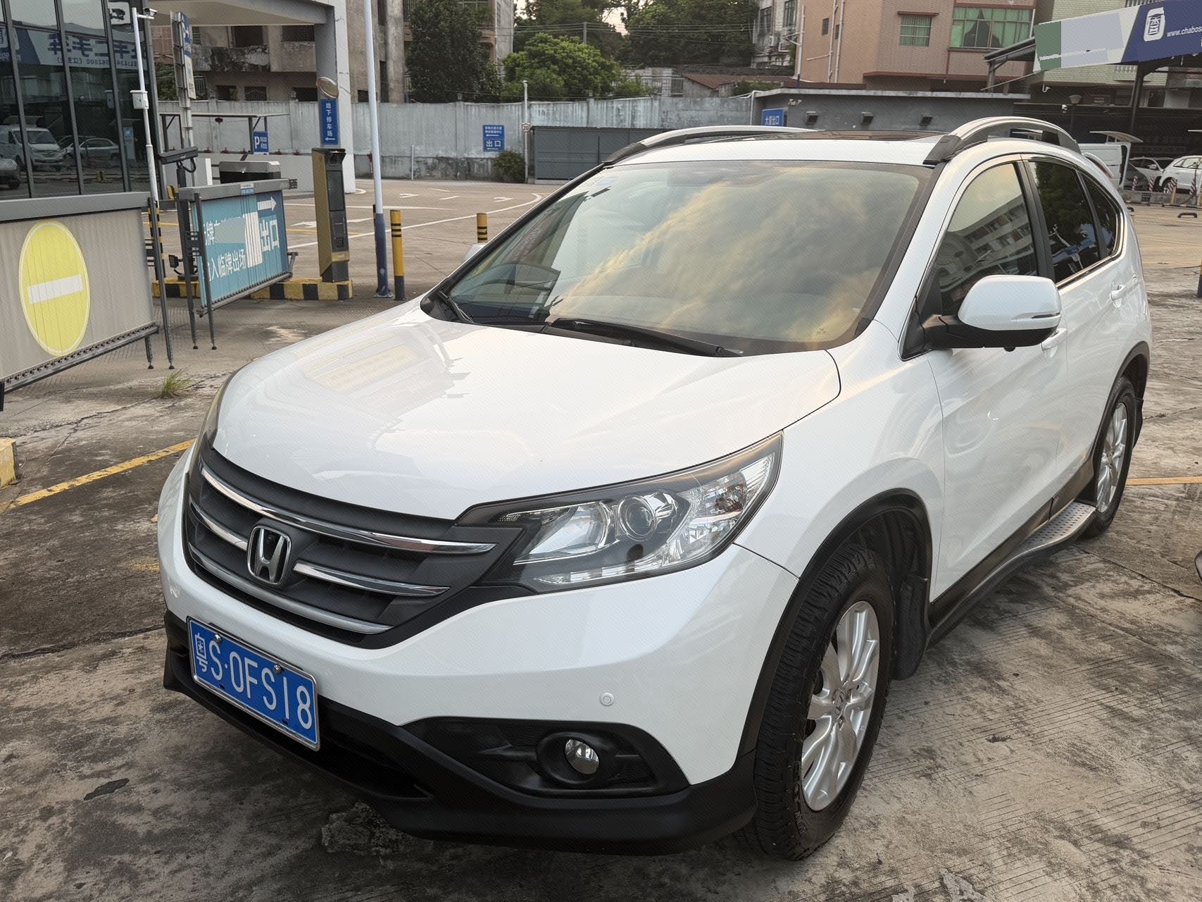 2015 2015 car image