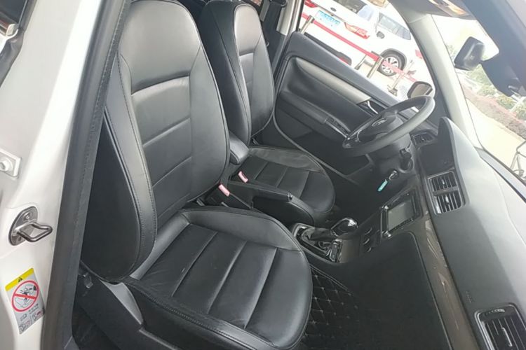 Volkswagen Lavida 2015 car image #24