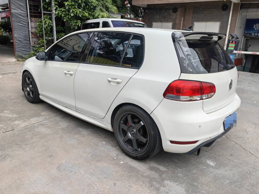 Volkswagen Golf 2011 #6 Volkswagen Golf 2011 car image #6
