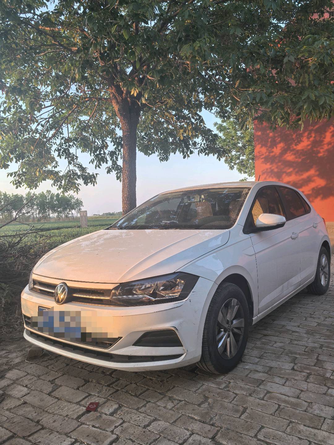 Volkswagen Polo 2023 car image 