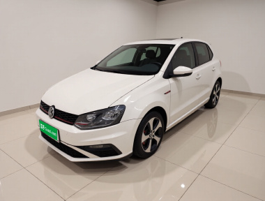 Volkswagen Polo 2016 car image 