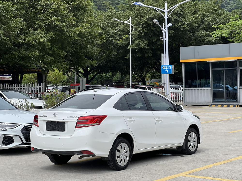 Toyota Yaris L Zhixiang 2017 image de voiture #5
