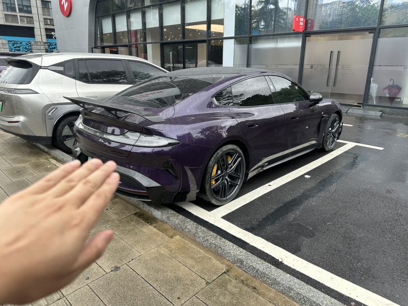 小米汽车 小米SU7 Ultra 2026 汽车图片 #5