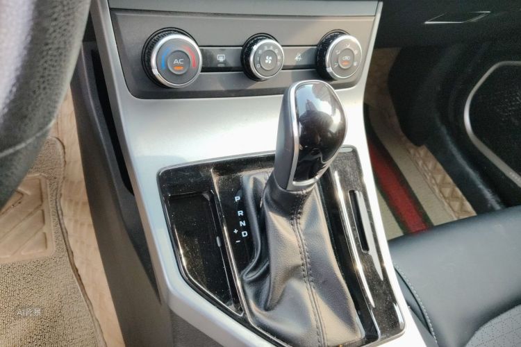 GEELY Emgrand 2022 #16 GEELY Emgrand 2022 car image #16