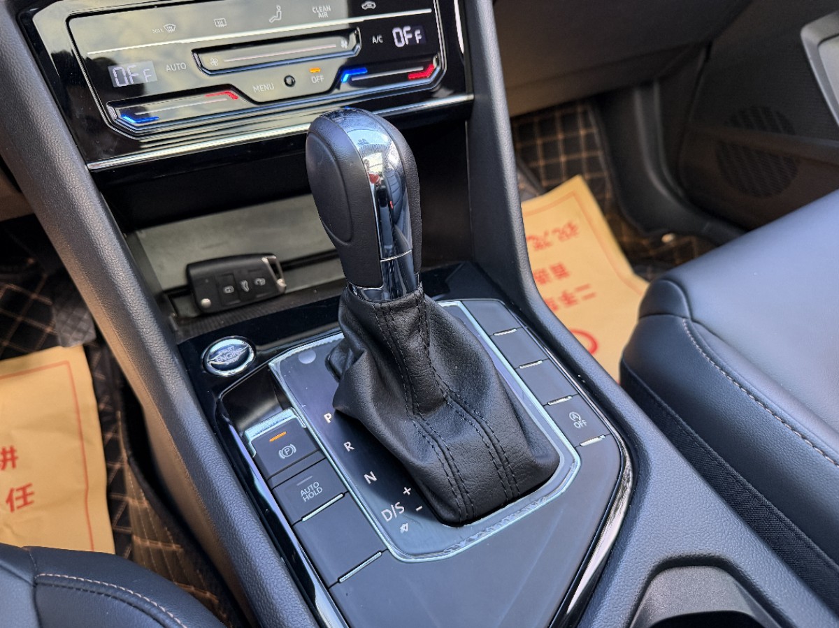 Volkswagen Tharu 2023 #9 Volkswagen Tharu 2023 immagine di auto #9