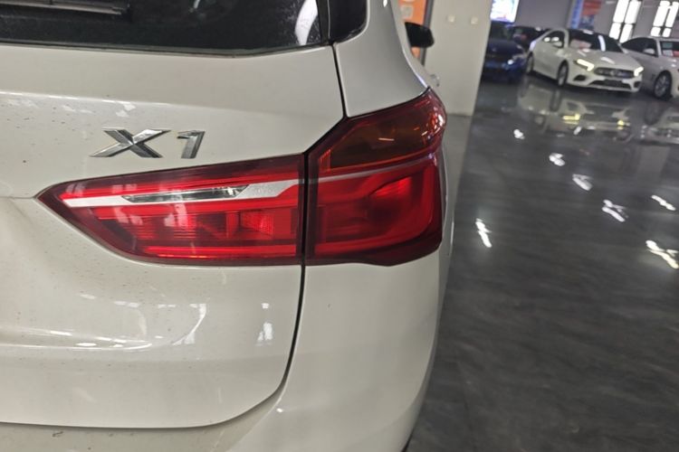 BMW X1 2016 #8 BMW X1 2016 car image #8