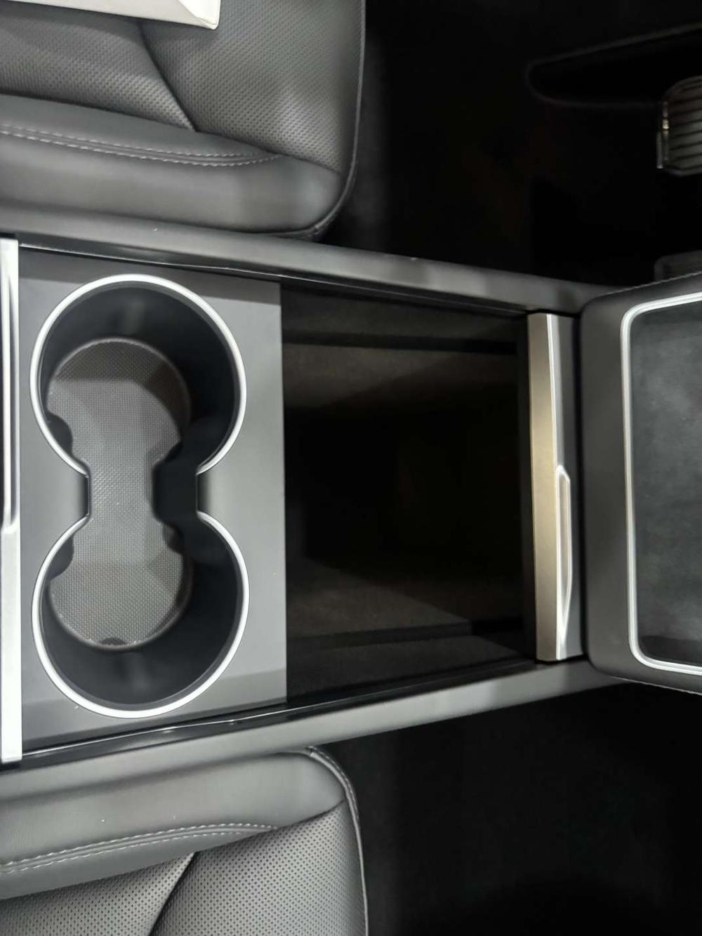 Tesla Model Y 2026 #20 Tesla Model Y 2026 immagine di auto #20