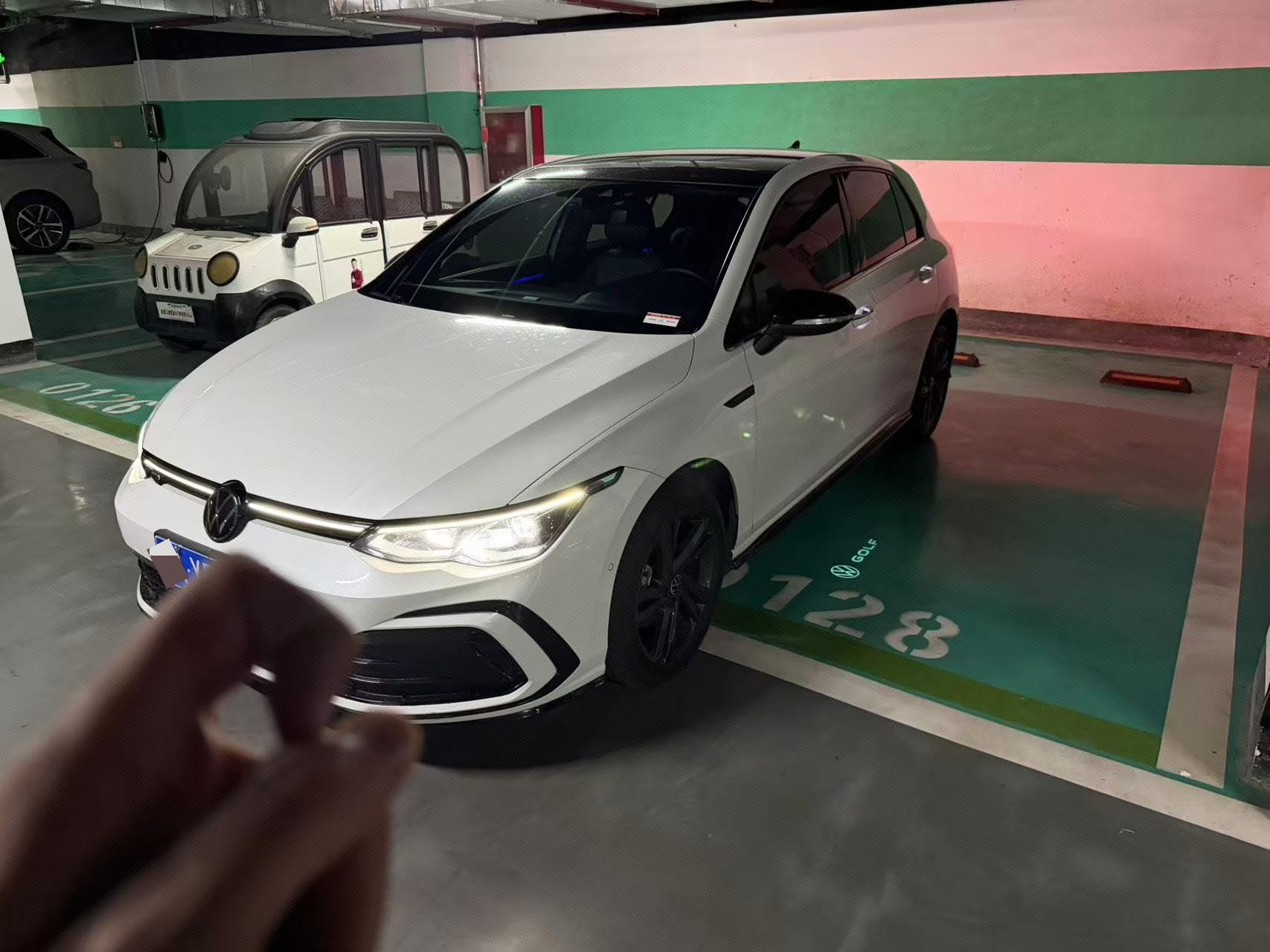 2025 immagine di auto 