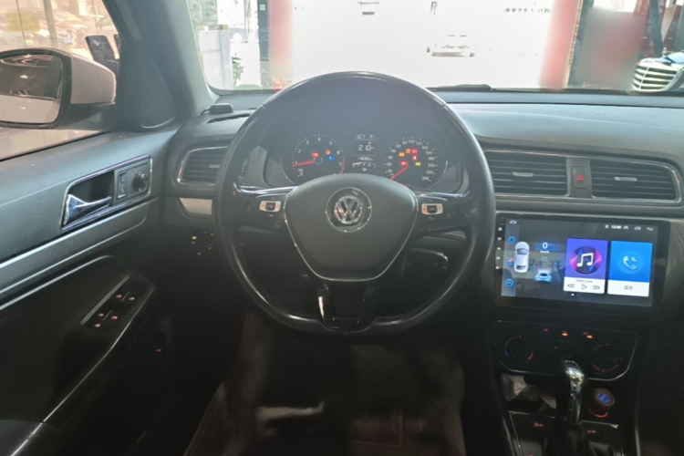 Volkswagen Lavida 2016 car image #11
