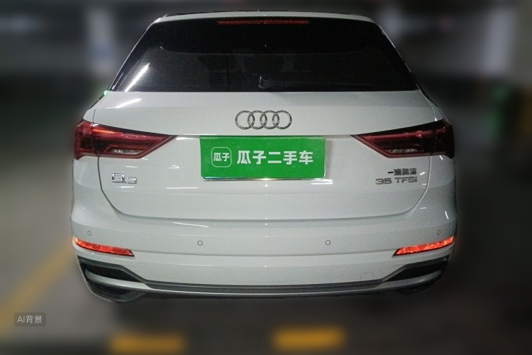 Audi Q3 2020 car image #6