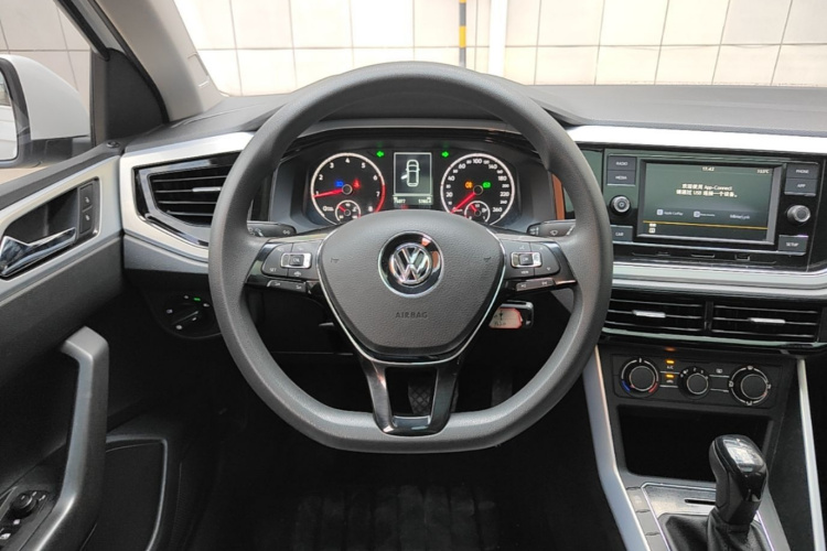 Volkswagen Polo 2020 #11 Volkswagen Polo 2020 car image #11