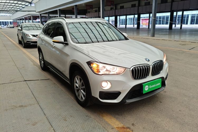 BMW X1 2019 #6 BMW X1 2019 car image #6