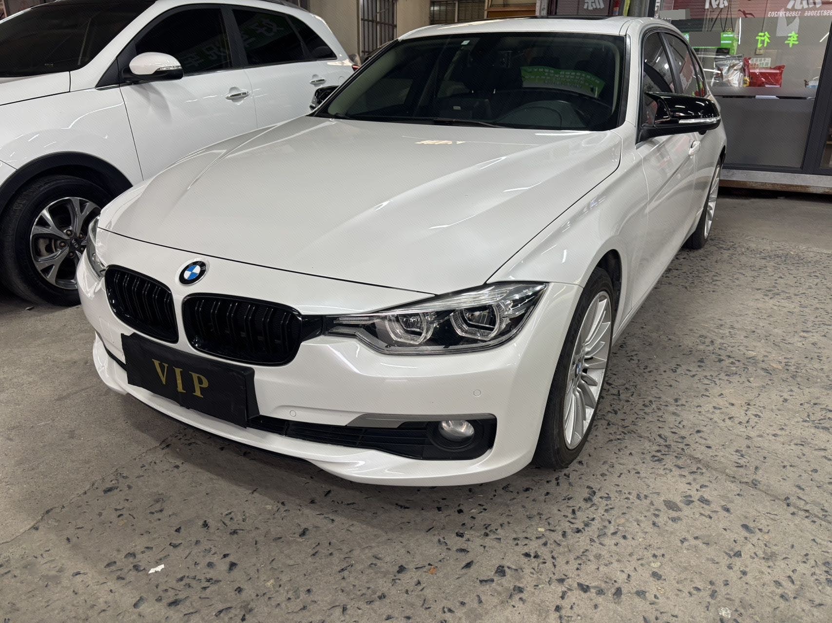 BMW 3 Series 2018 BMW 3 Series 2018 car image