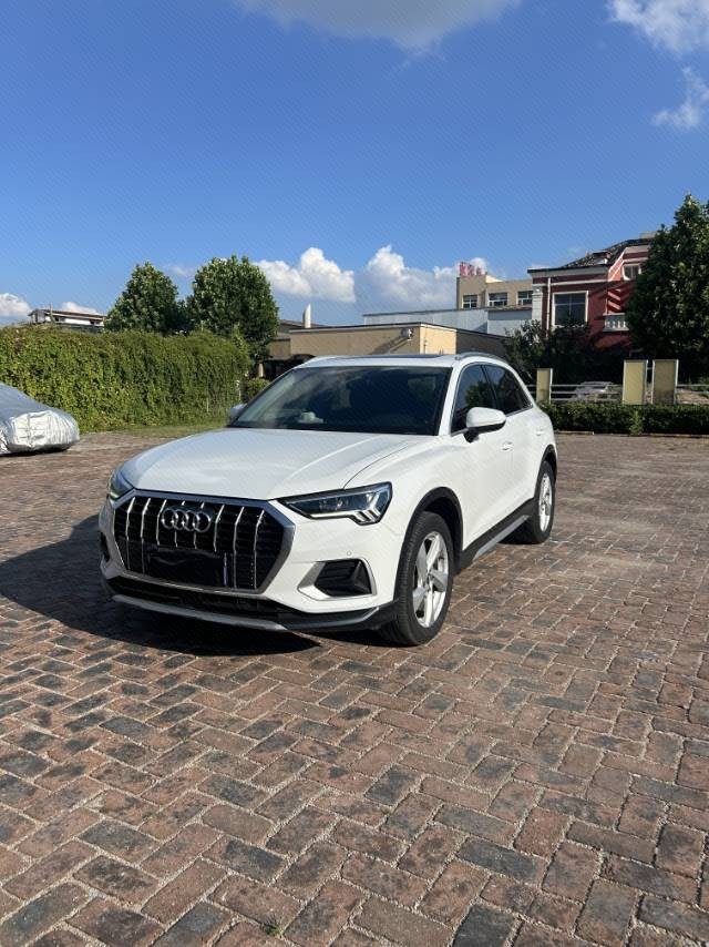 2019 2019 immagine di auto