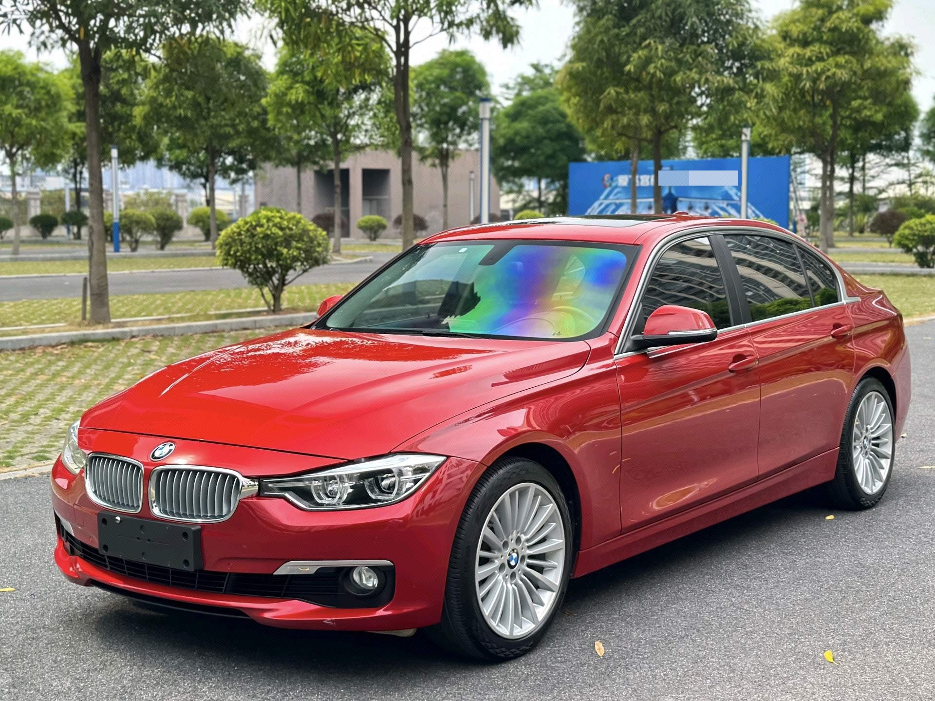 BMW 3 Series 2018 car image 