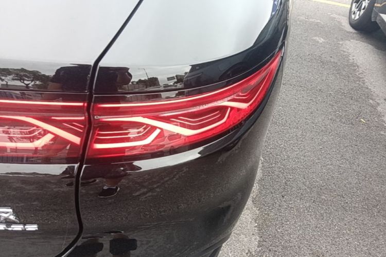 BYD Han 2024 car image #8