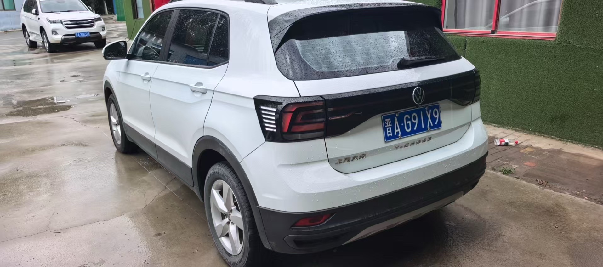 Volkswagen T-Cross 2023 immagine di auto #6