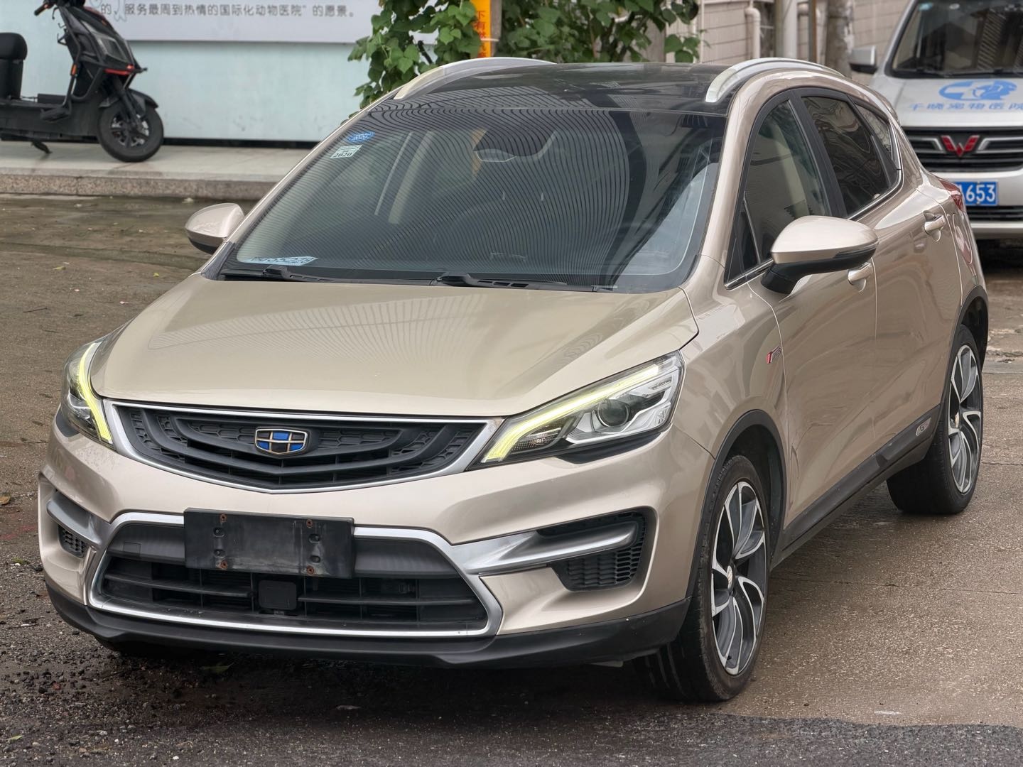 GEELY Emgrand GS 2018 #2 GEELY Emgrand GS 2018 car image #2