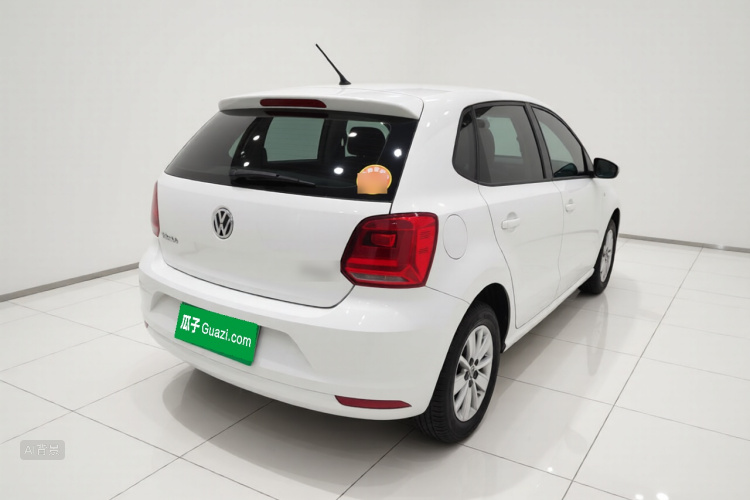 Volkswagen Polo 2016 car image #7