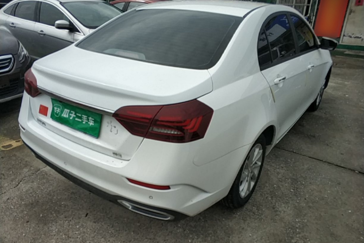 GEELY Emgrand 2022 car image #7